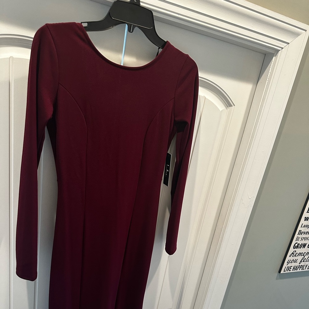 Lulas-tags still attached- Merlot fitted, mermaid dress that is super comfy!